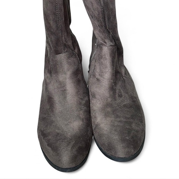 Reaction Kenneth Cole Gray Over the Knee Boots - Picture 4 of 9